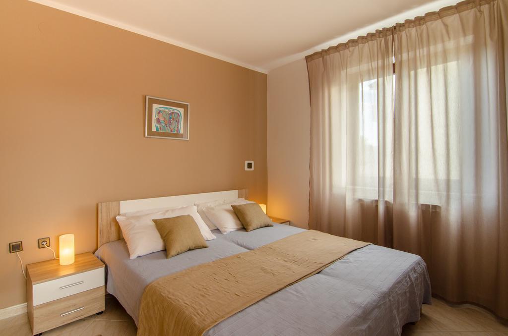 Apartments Karlo & Ivona Labin  Ruang foto